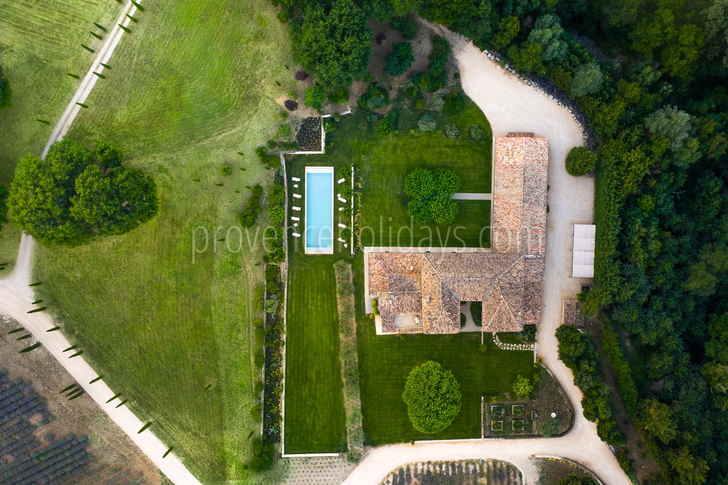 147 - Domaine des cascades: Villa: Exterior