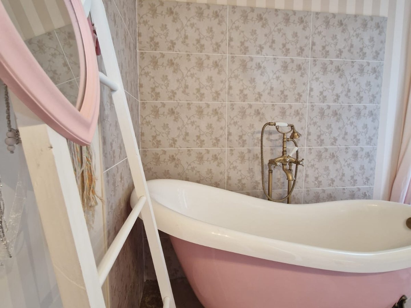 17 - La Roque sur Pernes: Villa: Bathroom - Bathroom 2