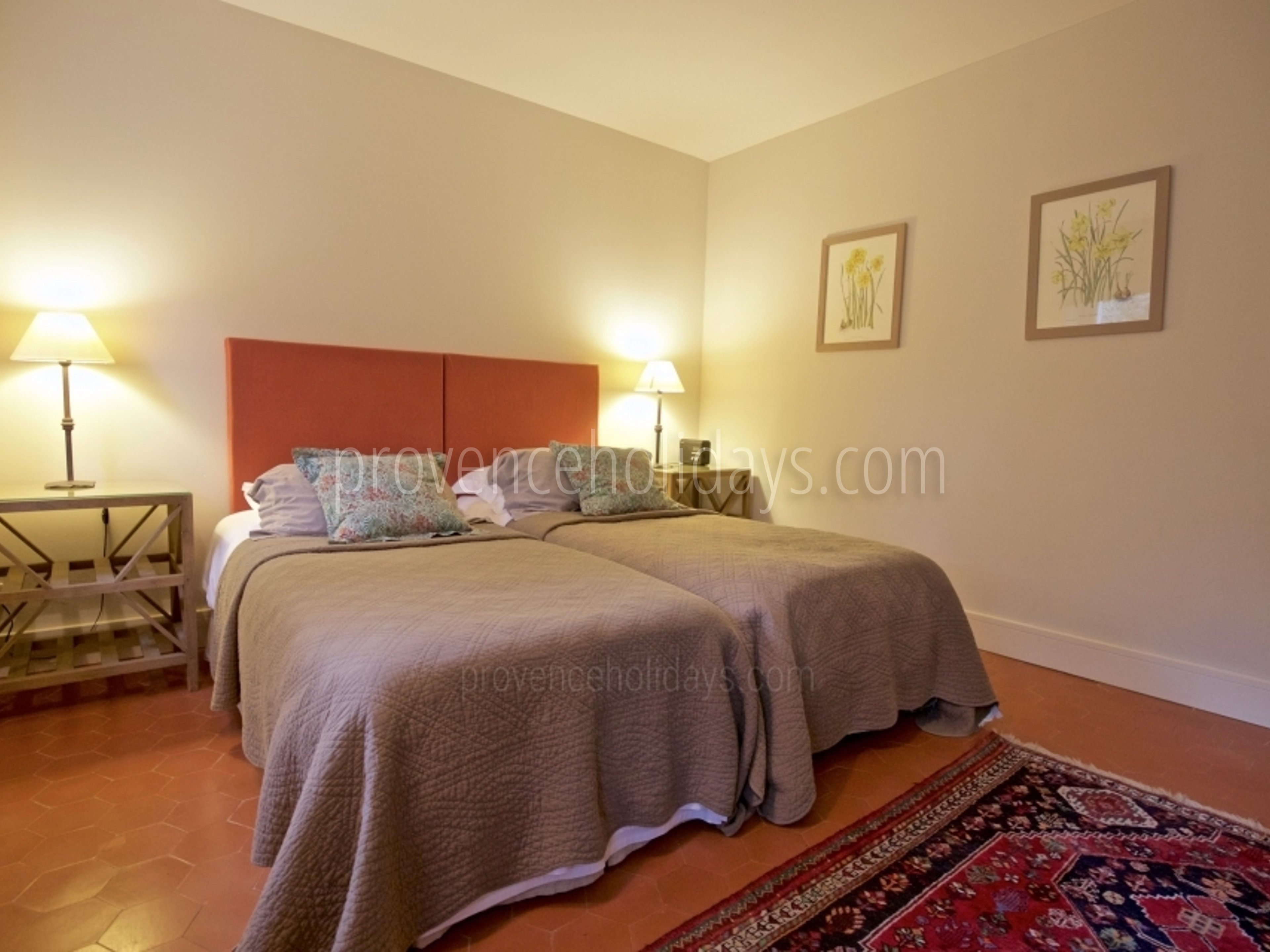 23 - Mas Tranquil: Villa: Bedroom
