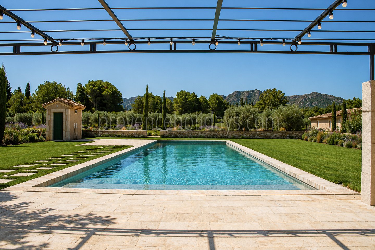 14 - Mas mit Tennisplatz in Eygalières: Villa: Pool