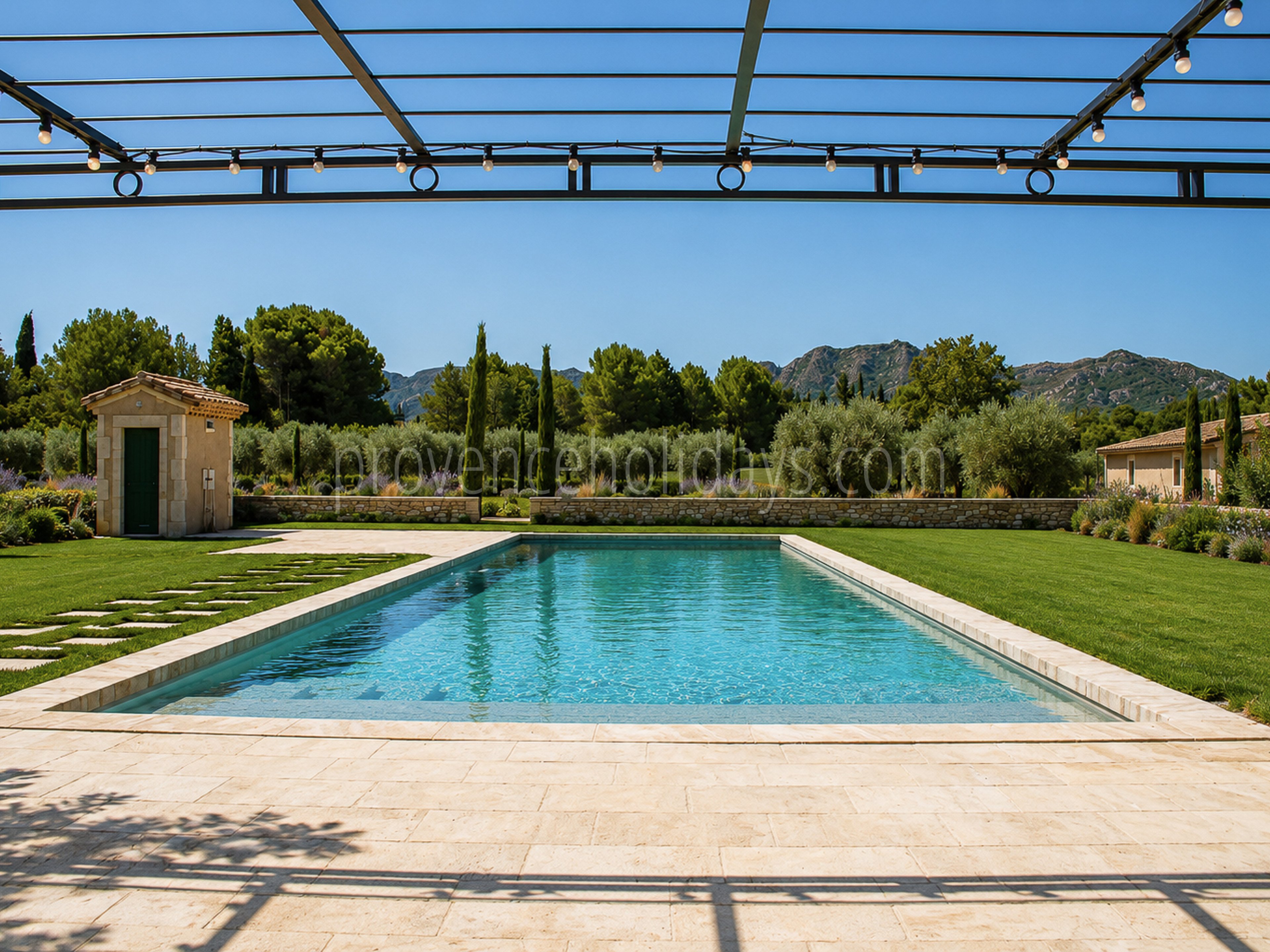 14 - Mas mit Tennisplatz in Eygalières: Villa: Pool
