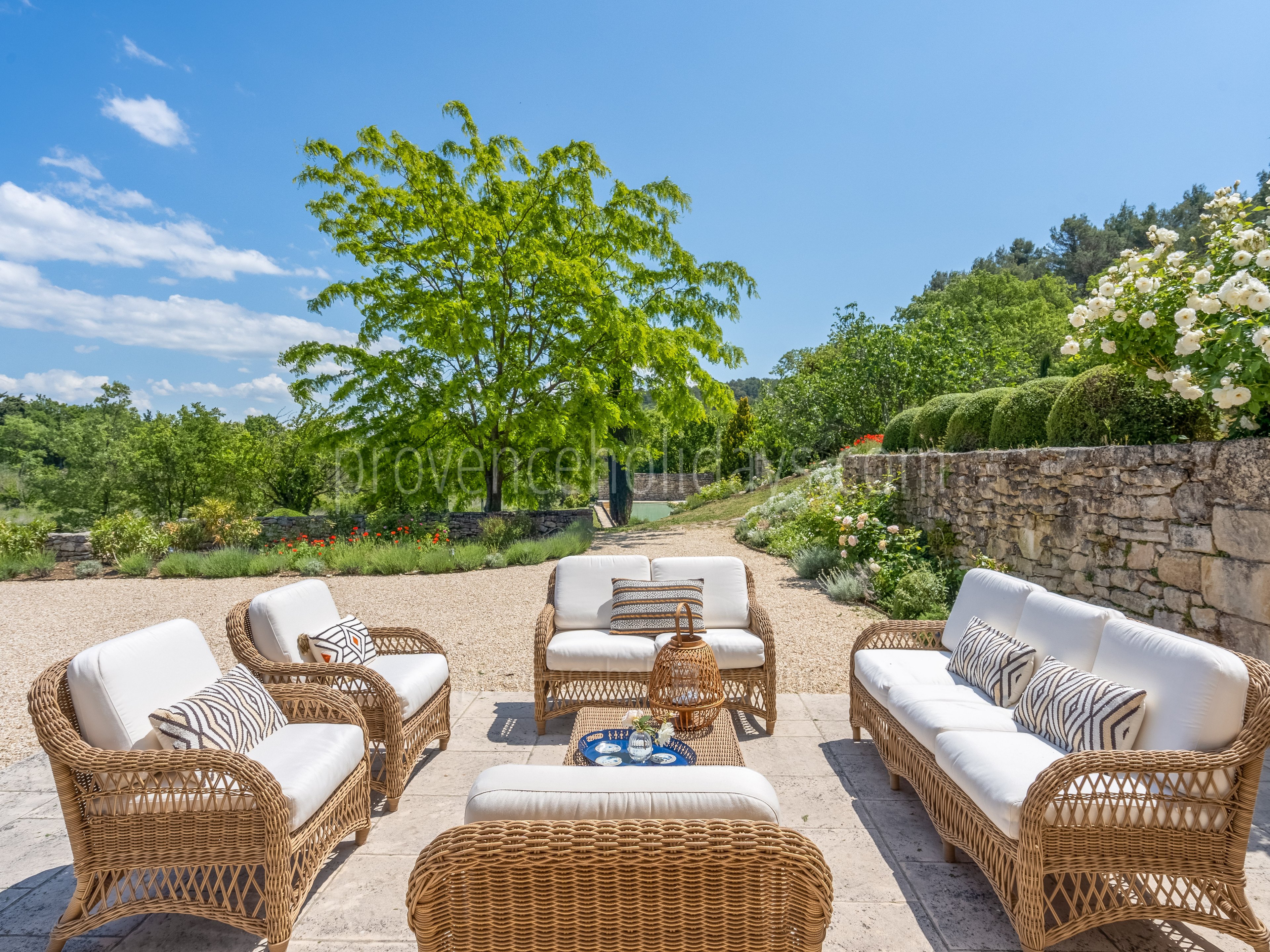 50 - Bastide des Magnans: Villa: Exterior