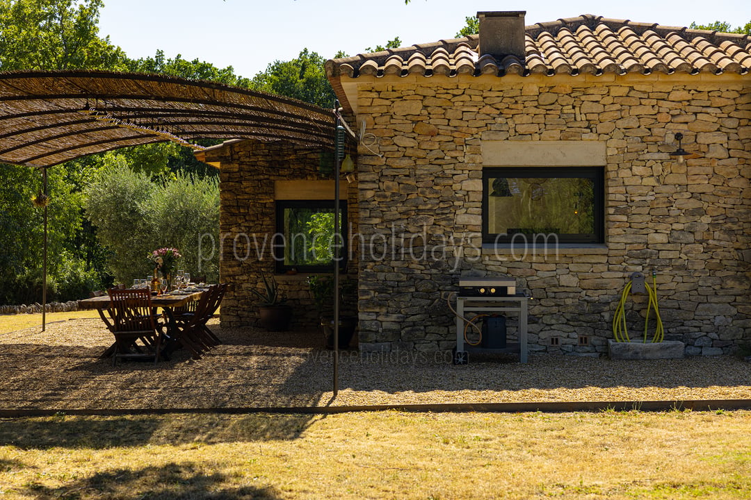 42 - Mas des Firmins: Villa: Exterior