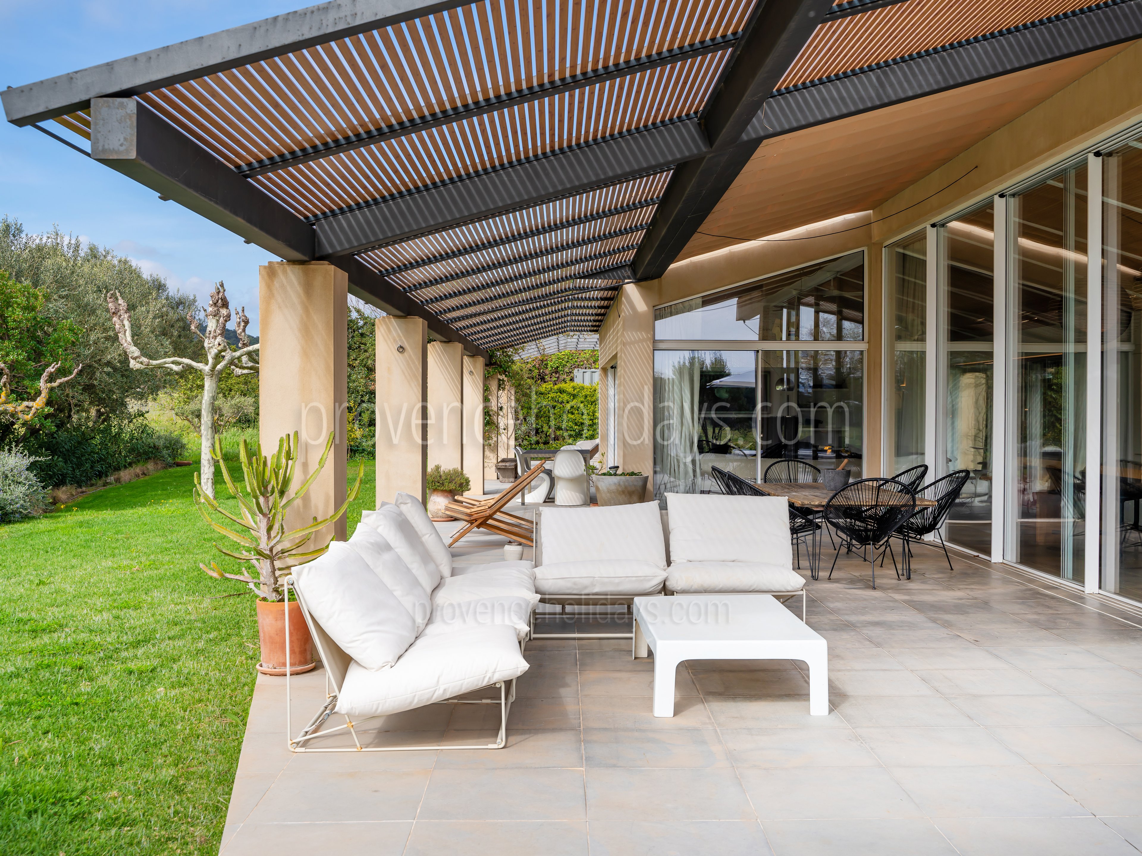 9 - Refuge d\'Azur: Villa: Exterior
