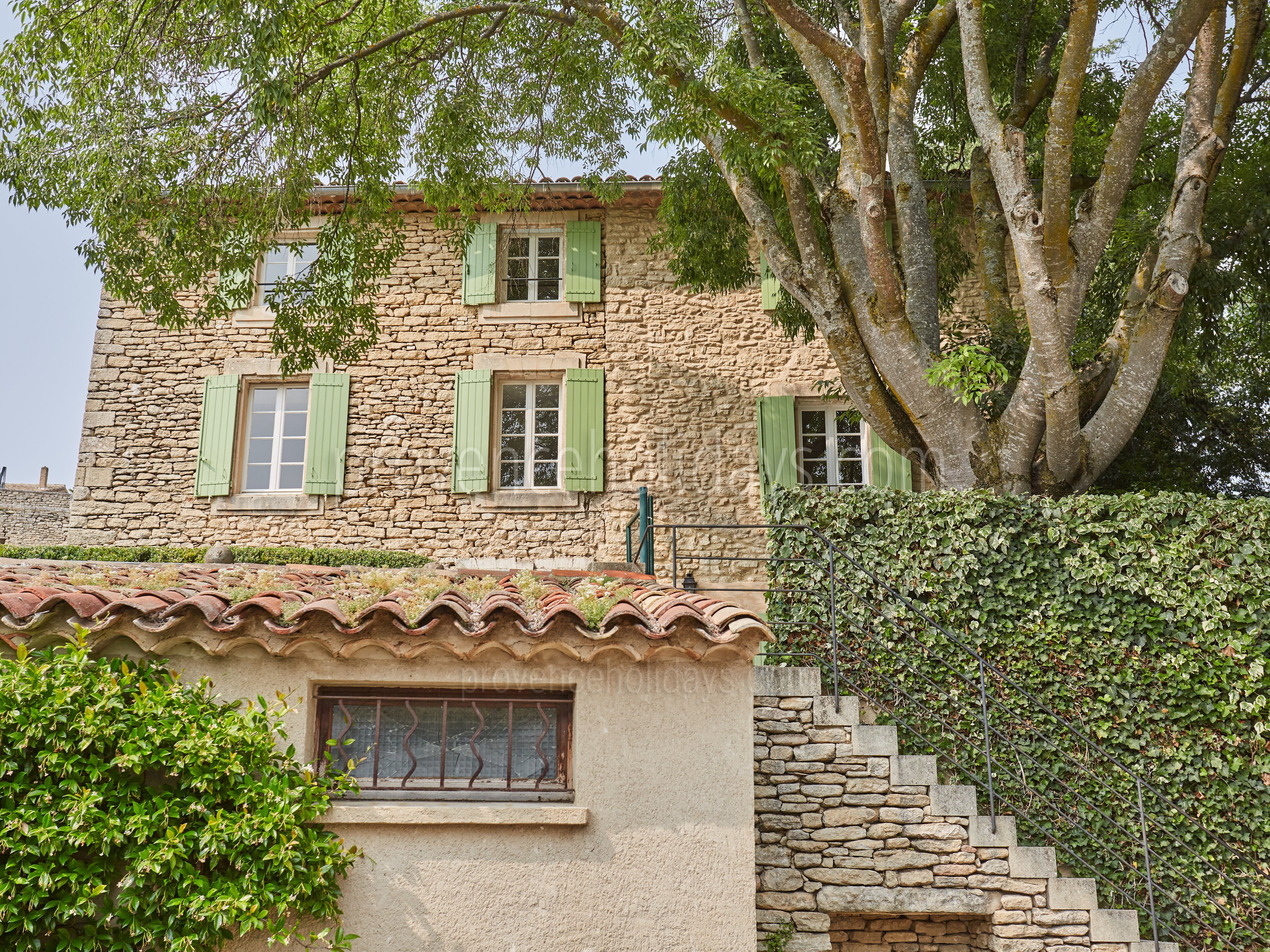 14 - La Maison de Goult: Villa: Exterior