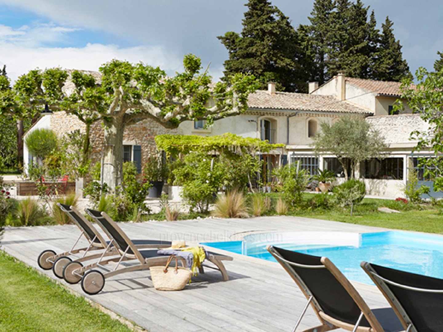 38 - Maison Sarrians: Villa: Exterior