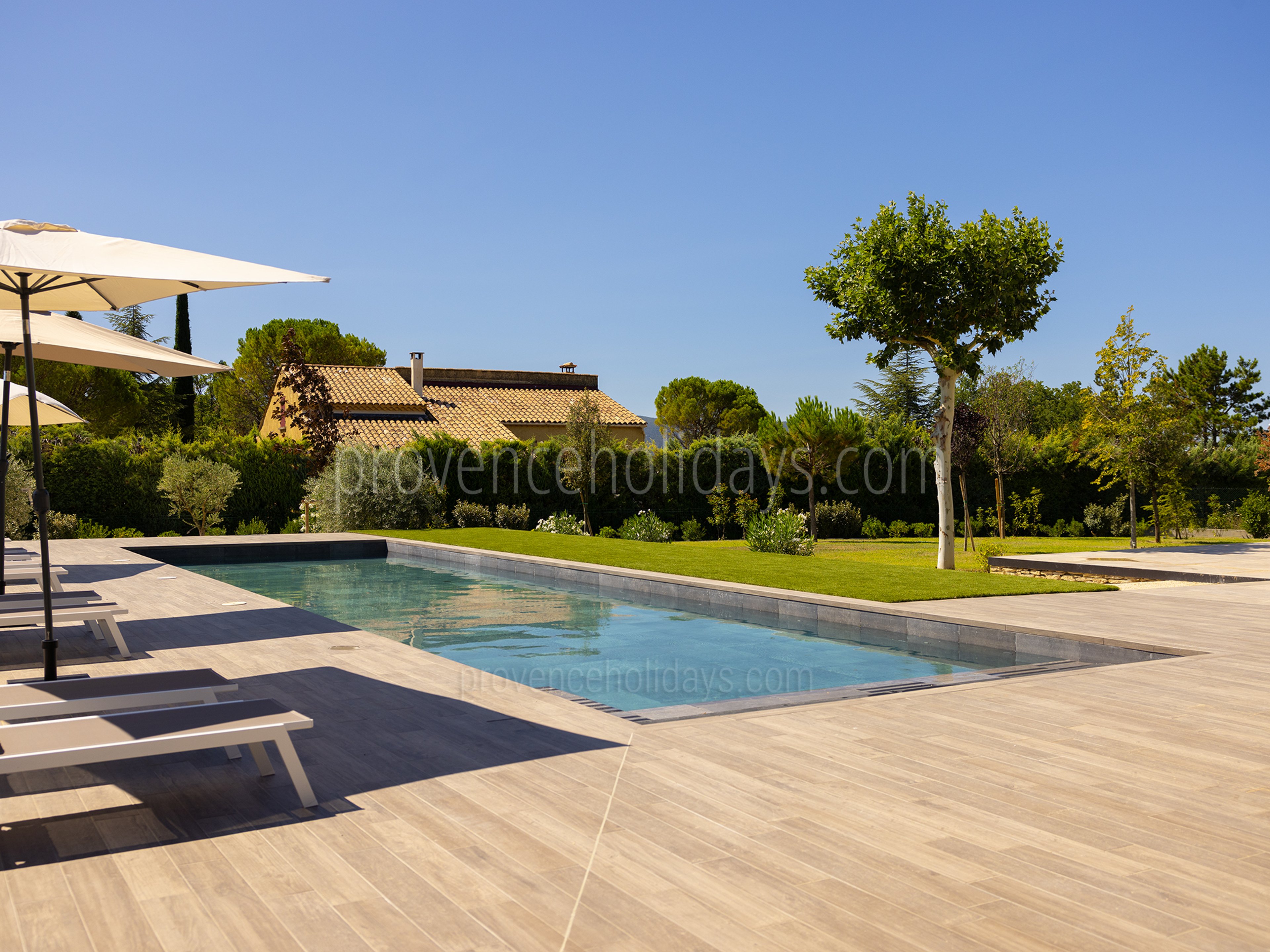 33 - Mas Estelle: Villa: Pool