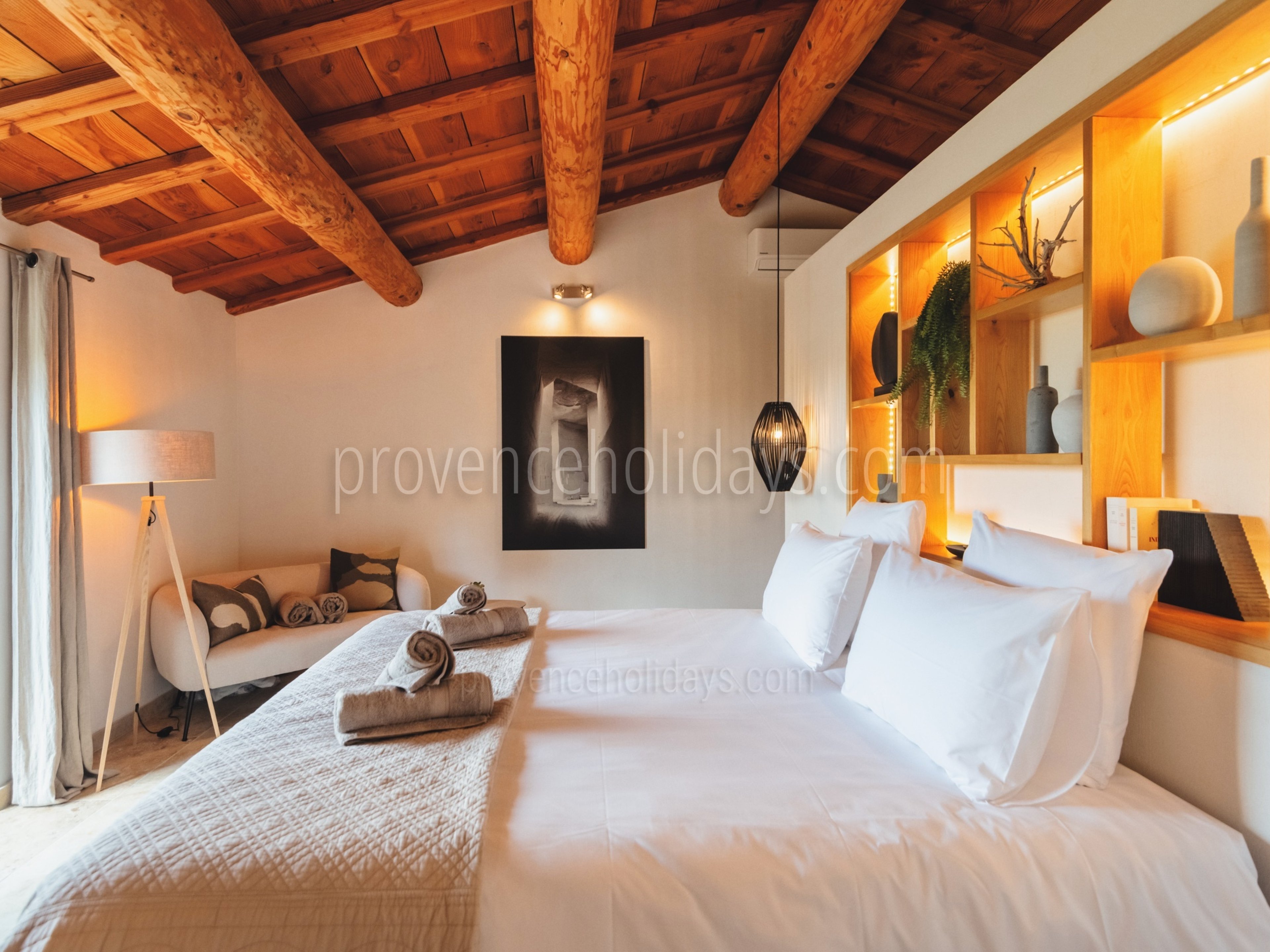 37 - Mas de Pierre: Villa: Bedroom 4