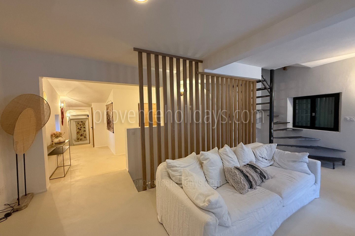 22 - Mas de la Rouquette: Villa: Interior
