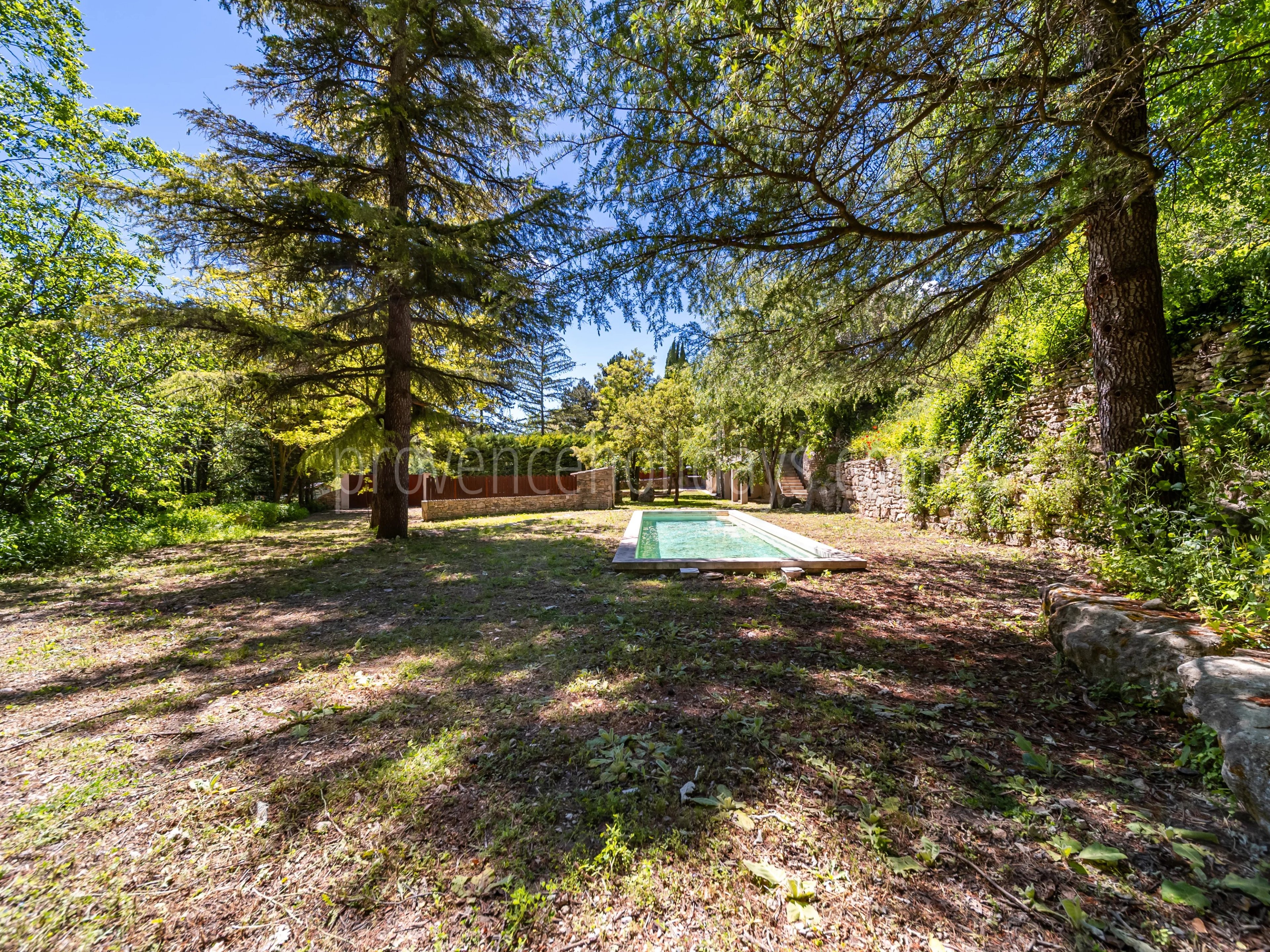 6 - Characterful house in Bonnieux: Villa: Exterior