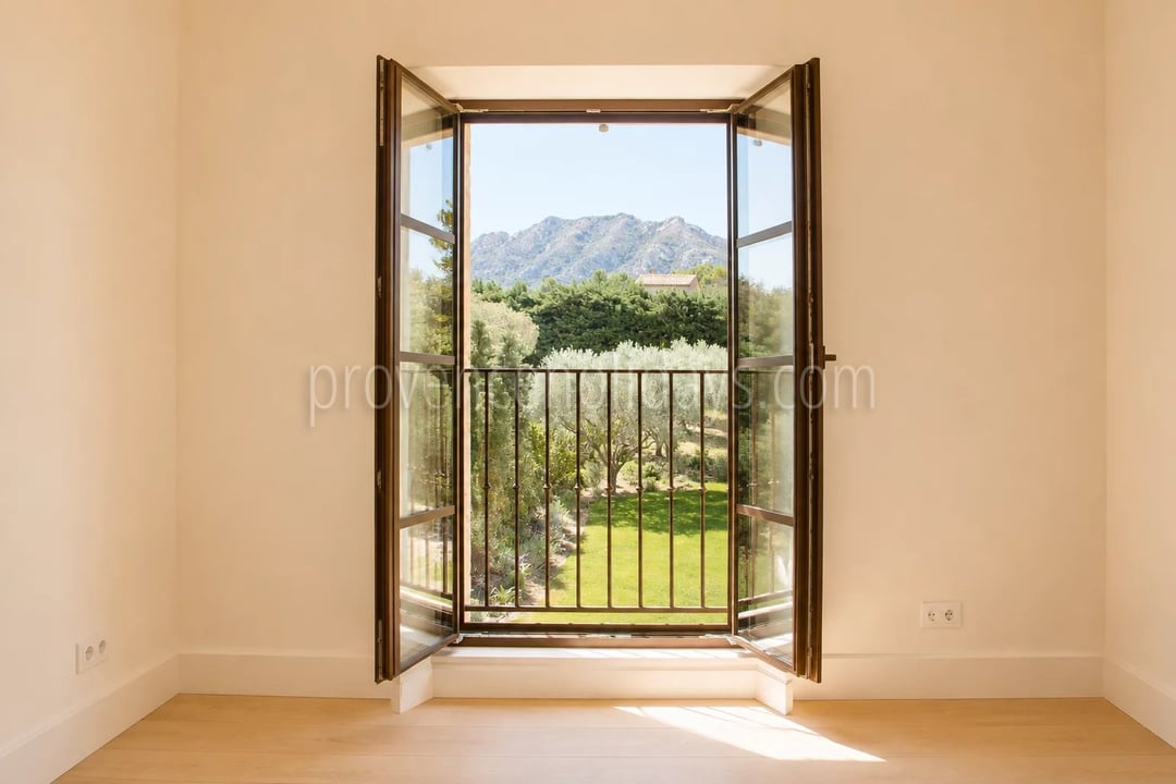 28 - Mas contemporain à Eygalières: Villa: Bedroom