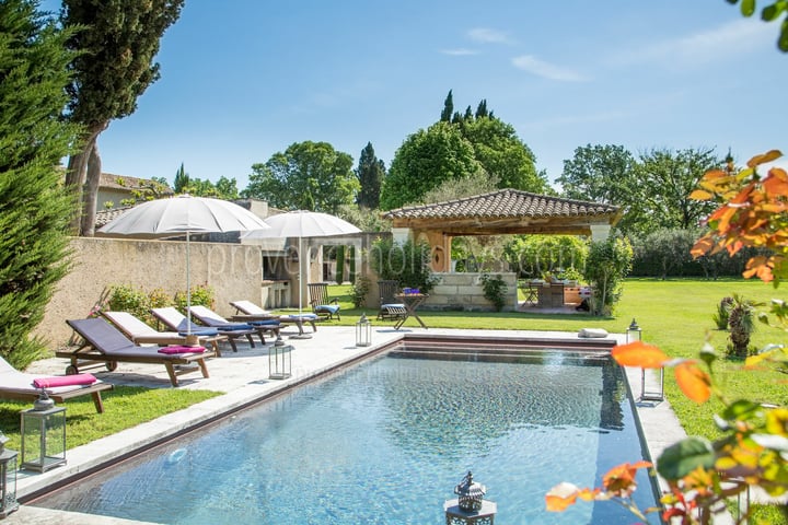 Domaine de vacances avec court de tennis à Saint-Rémy