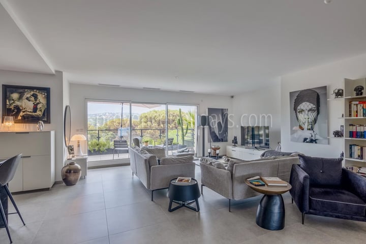 4 - Huis in Plan-de-la-Tour: Villa: Interior