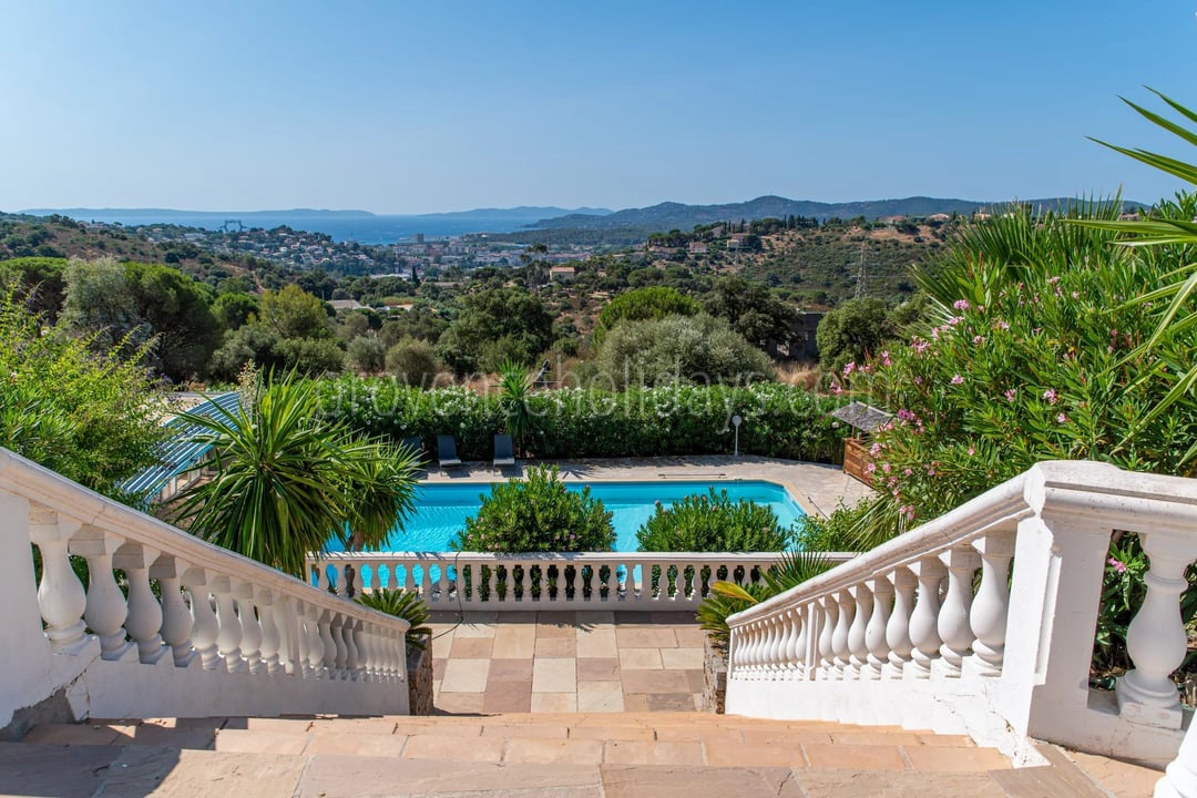 20 - Villa with pool in Cap Bénat: Villa: Pool