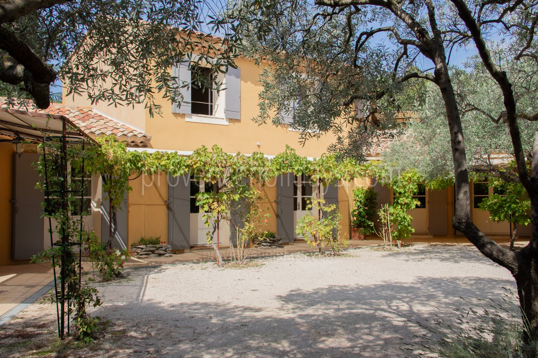Familienbesitz mit außergewöhnlichem Blick auf den Luberon.
