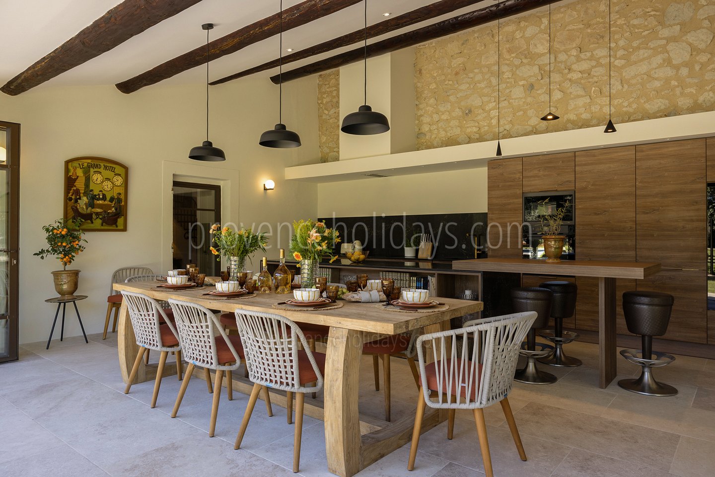 21 - Le Mas des Magnans: Villa: Interior