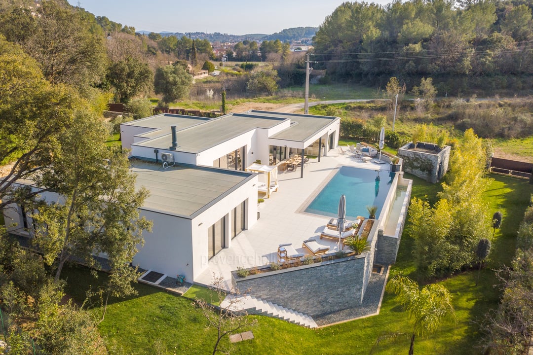 7 - Villa Eden: Villa: Exterior