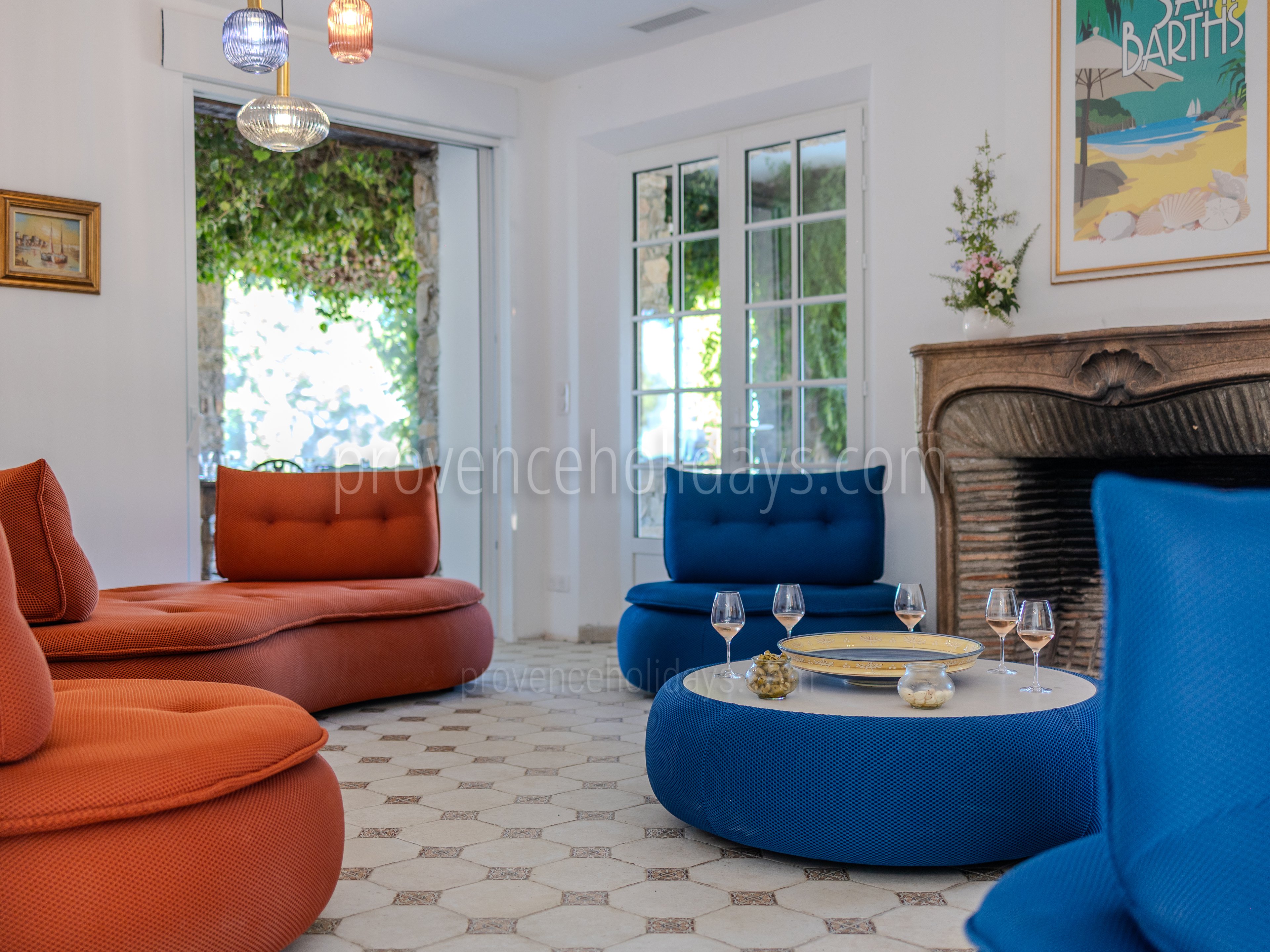 34 - Le Mas de la Garde: Villa: Interior
