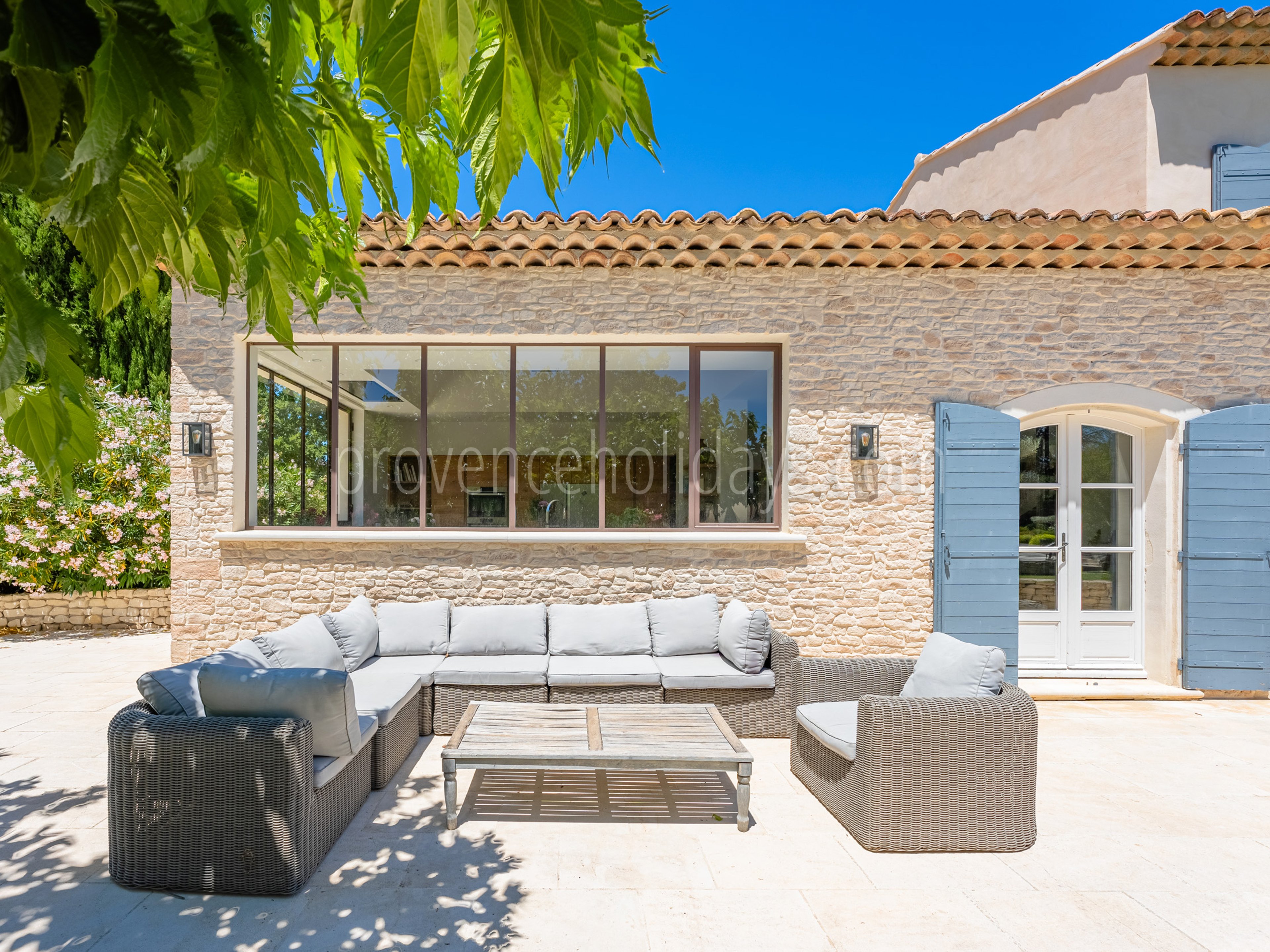 13 - Horizon Sainte-Victoire: Villa: Exterior