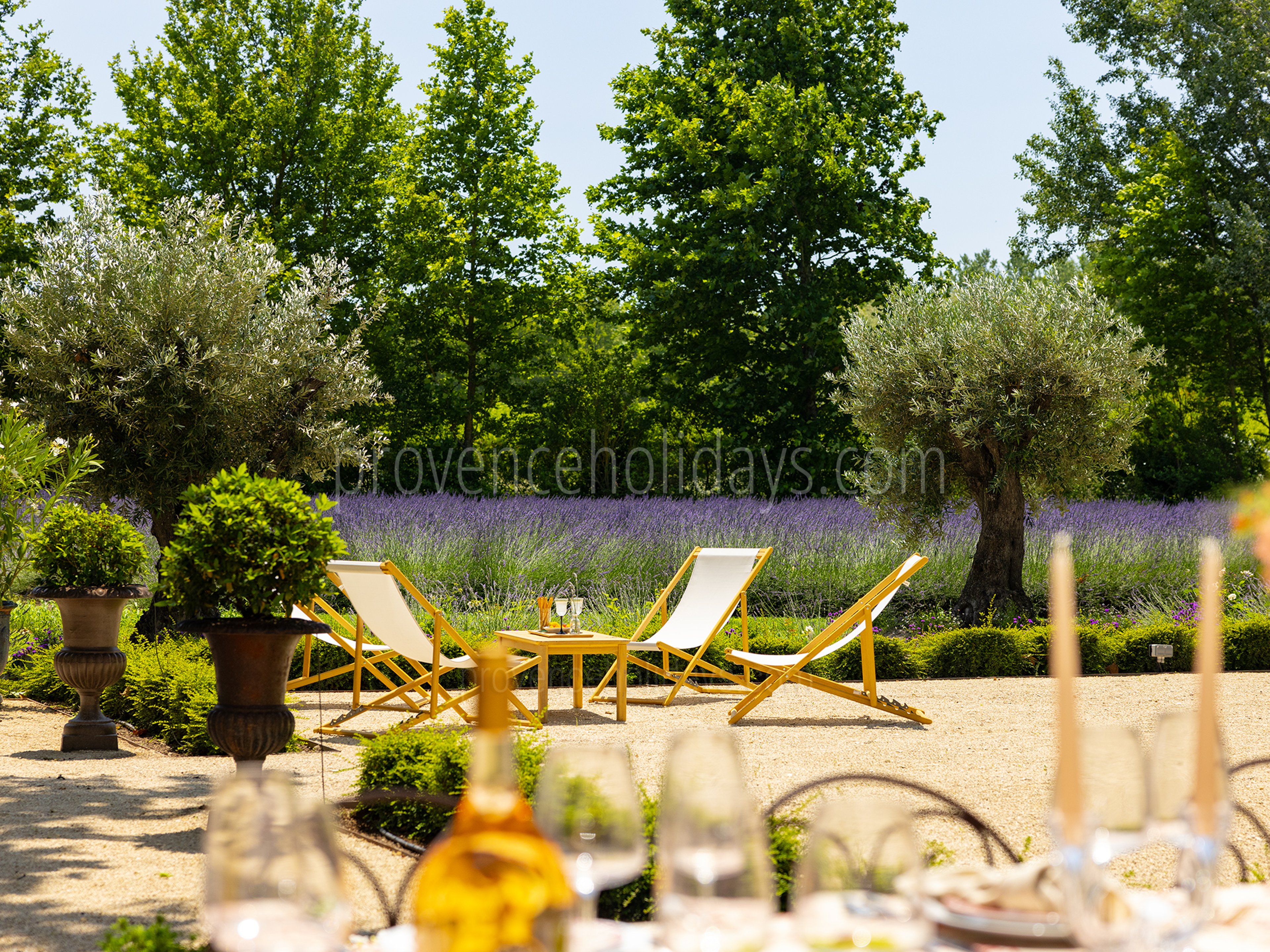 8 - La Bastide Lavande: Villa: Exterior