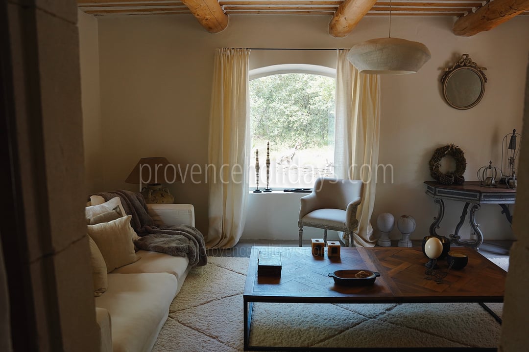 9 - Le Mazet des Collines: Villa: Interior