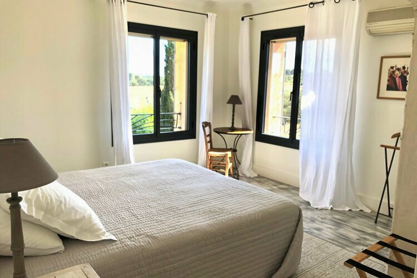 7 - Les Jardins des Alpilles: Villa: Bedroom