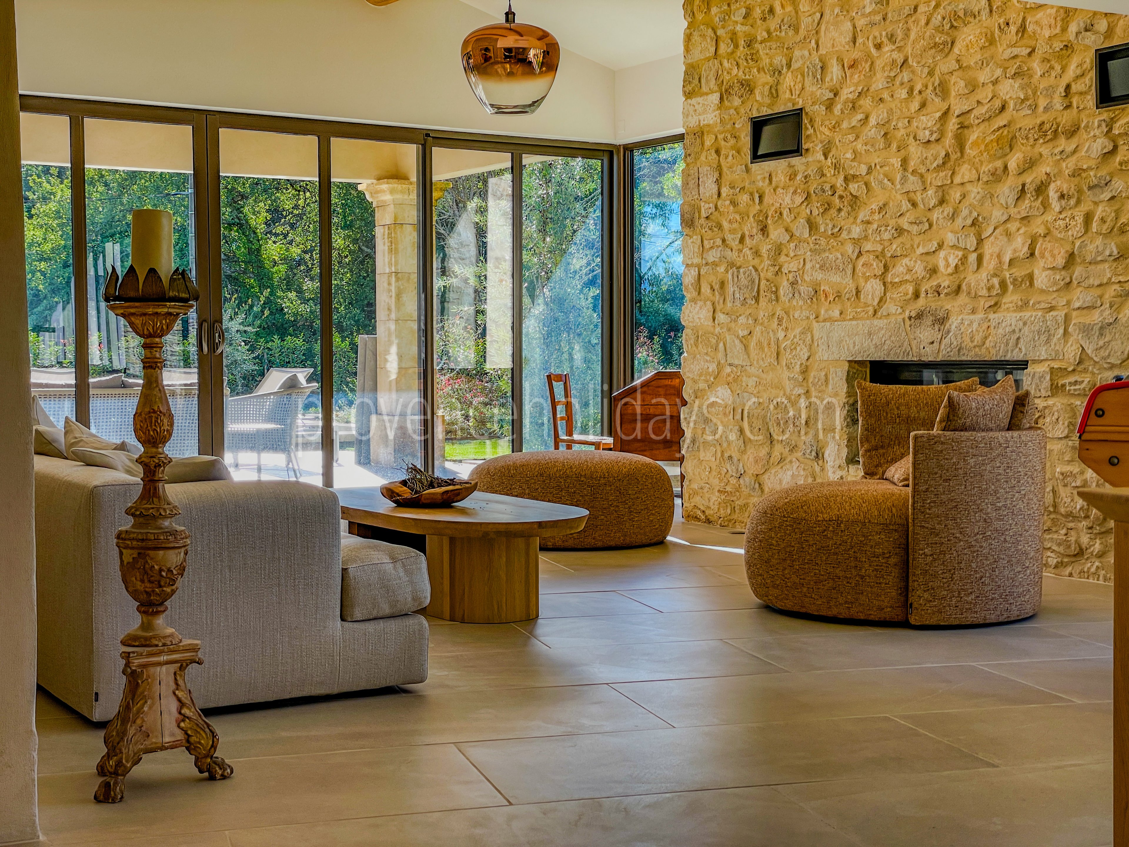 8 - Le Clos des Magnans: Villa: Interior