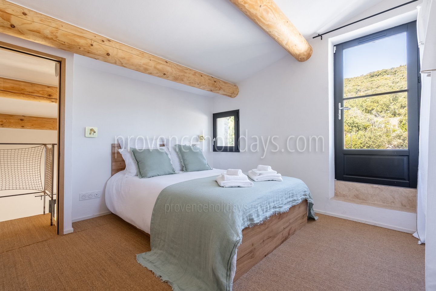 26 - Mas de la Rouquette: Villa: Bedroom