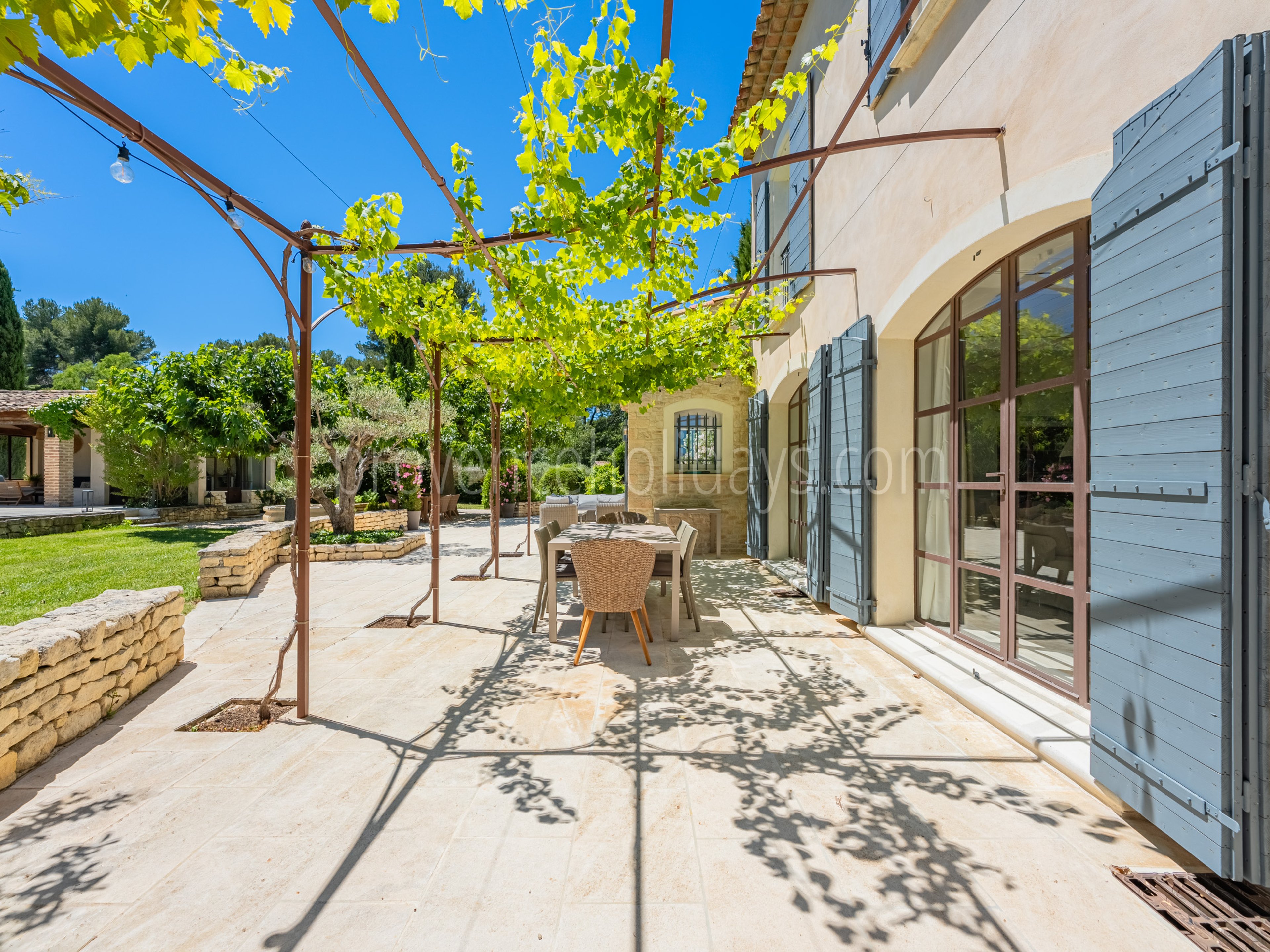 74 - Horizon Sainte-Victoire: Villa: Exterior