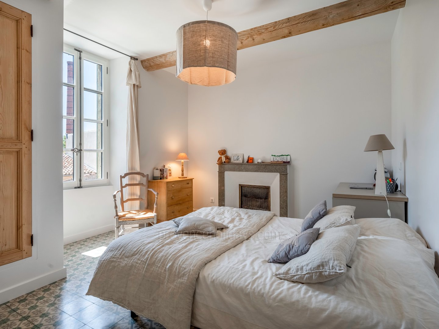24 - La Vieille Grange: Villa: Bedroom 1