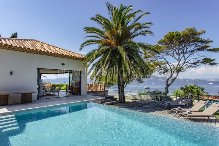 Villa avec piscine et vue mer sur la presqu'île de Giens
