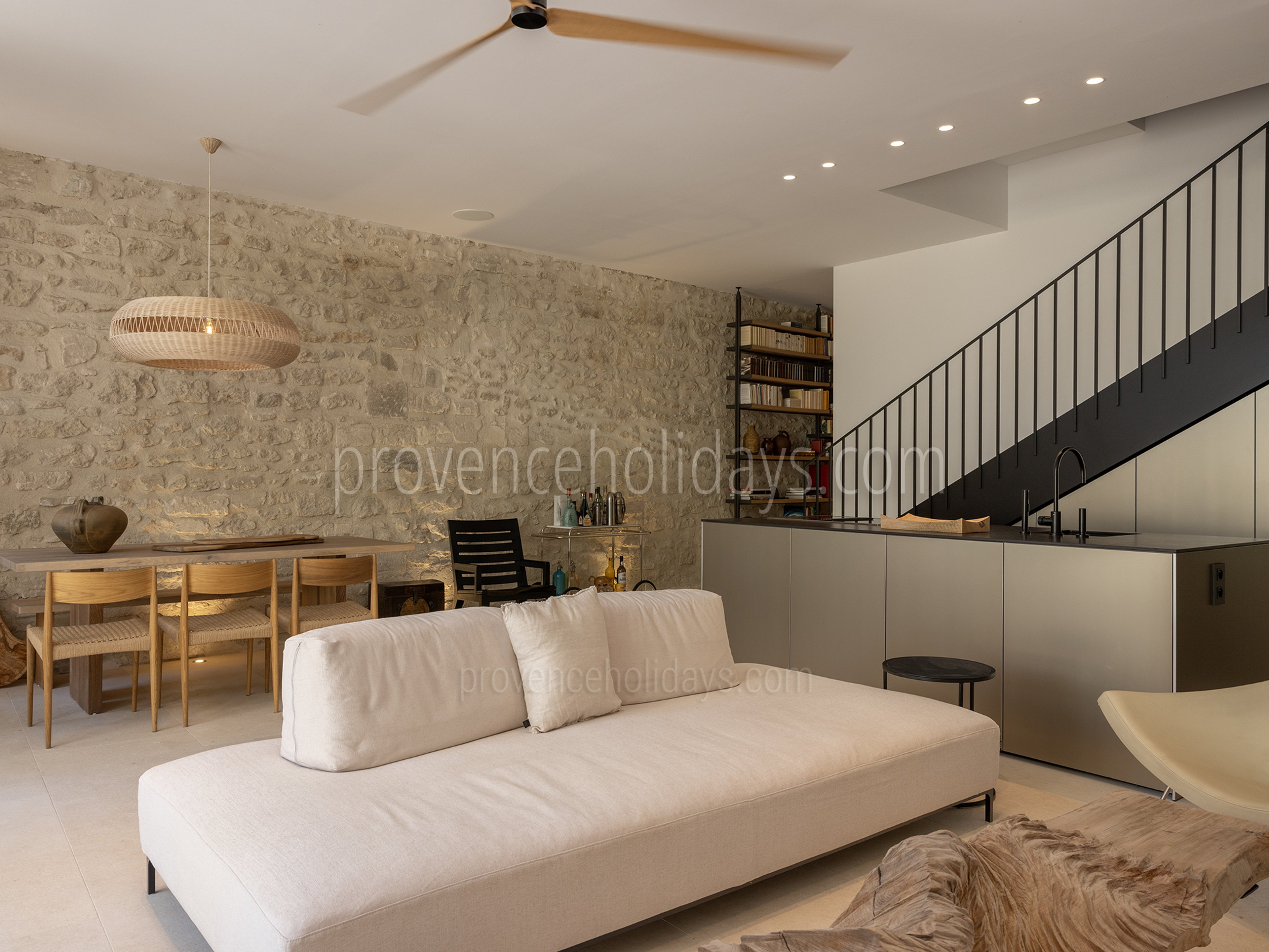 11 - Maison La Source: Villa: Interior
