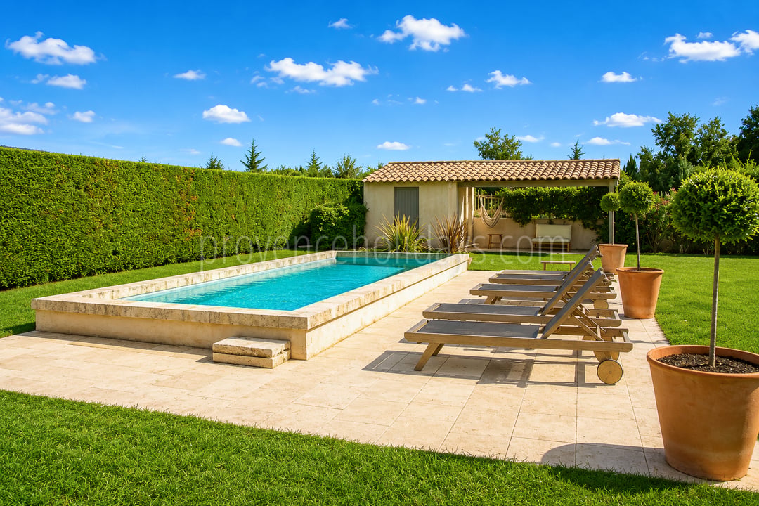 5 - Bauernhaus mit Blick auf den Luberon: Villa: Pool
