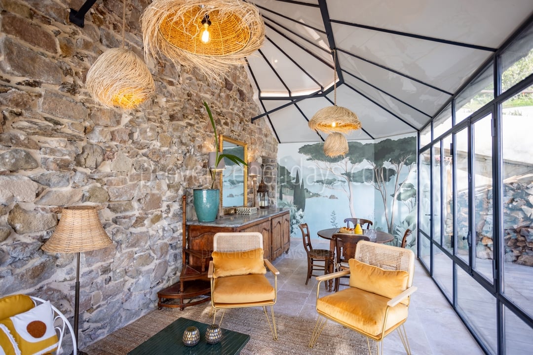 21 - Rivage: Villa: Interior