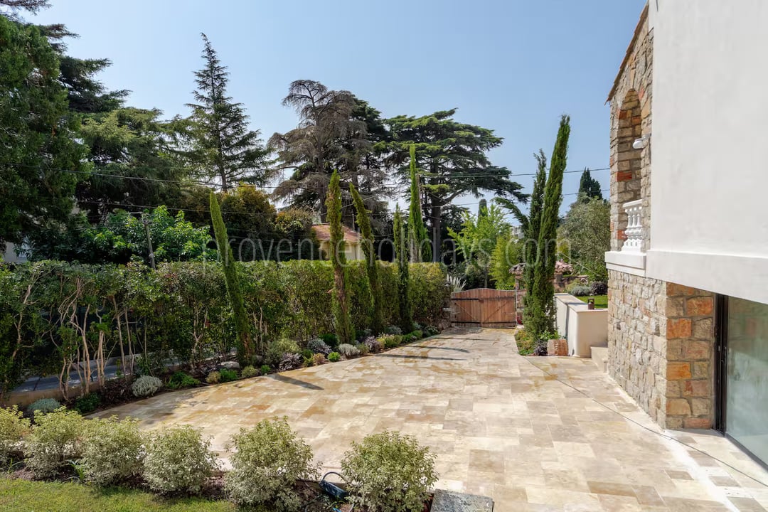 81 - Villa Elite: Villa: Exterior
