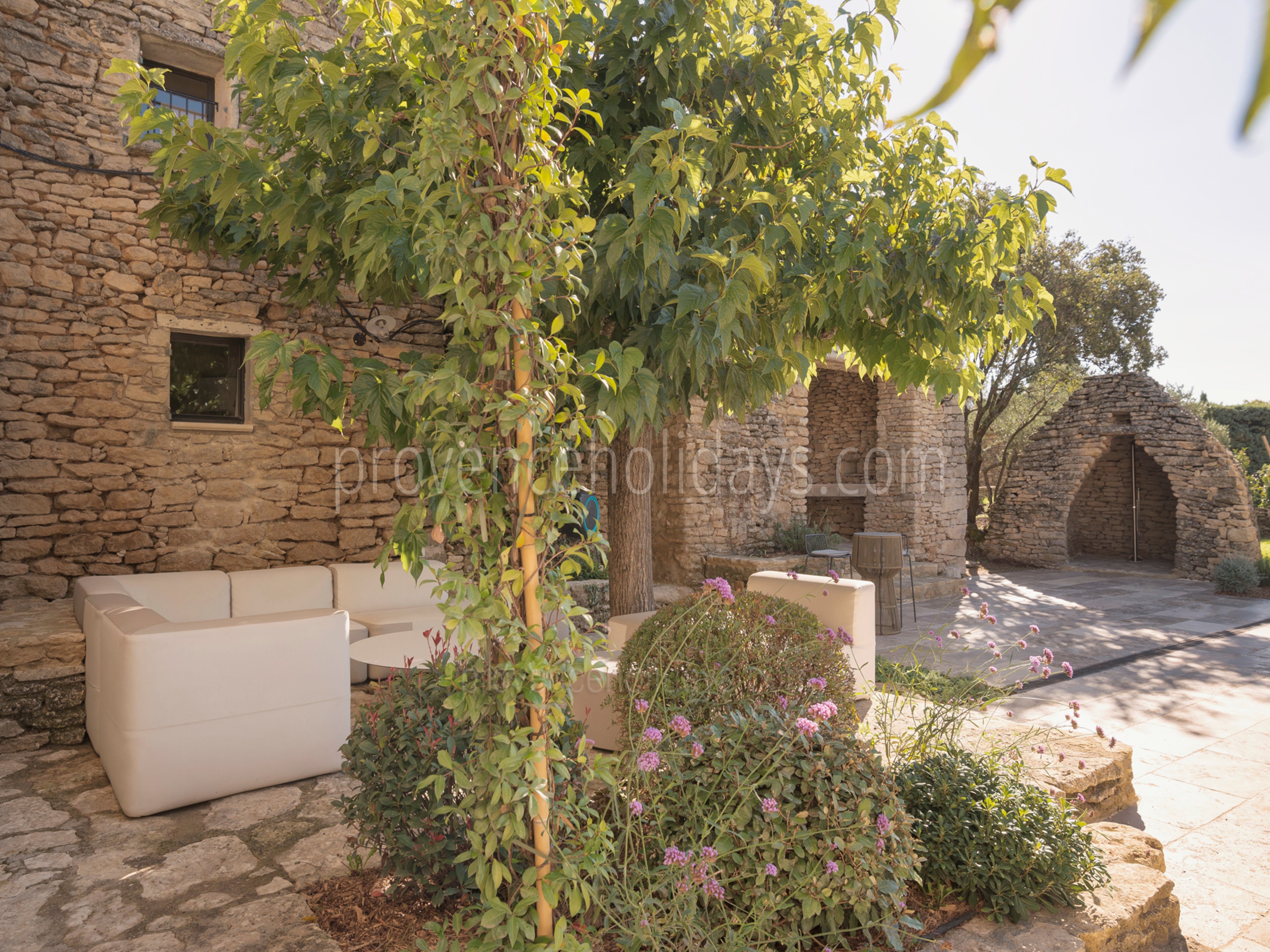 48 - Mas du Verger: Villa: Exterior
