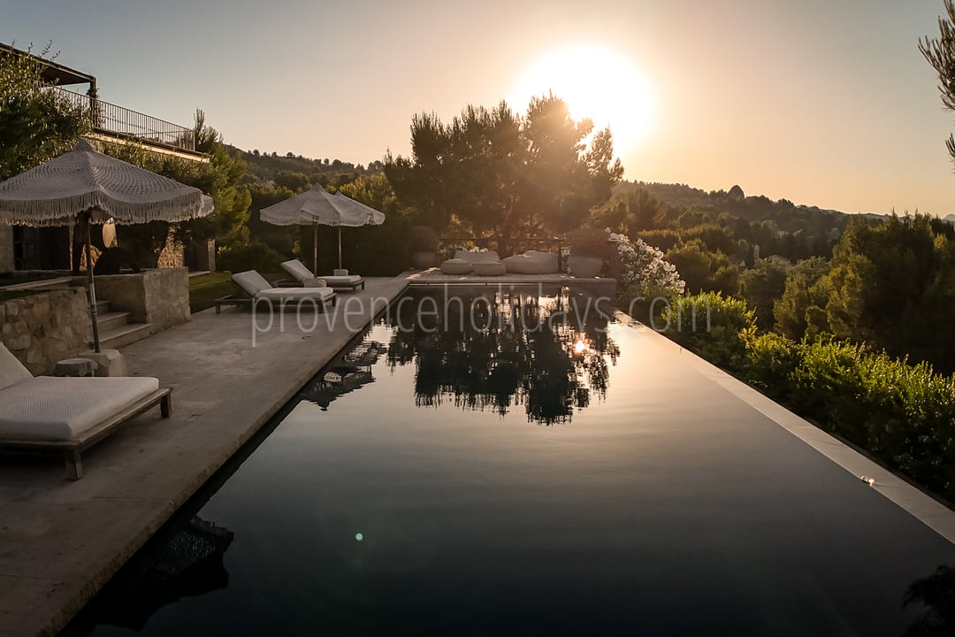 4 - Villa Paradis: Villa: Pool