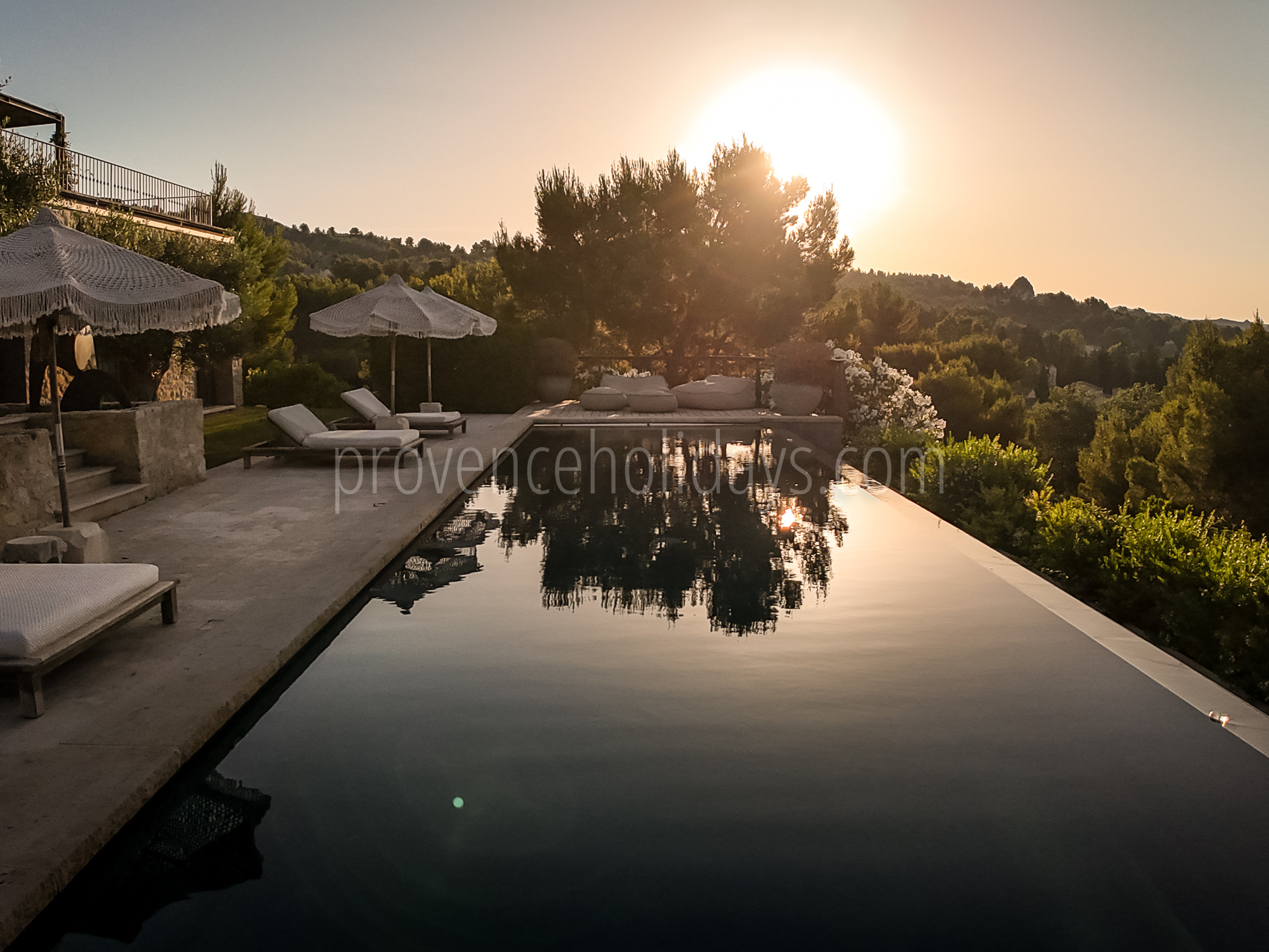 4 - Villa Paradis: Villa: Pool