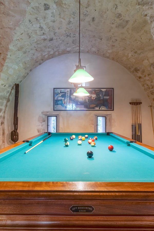 pool table