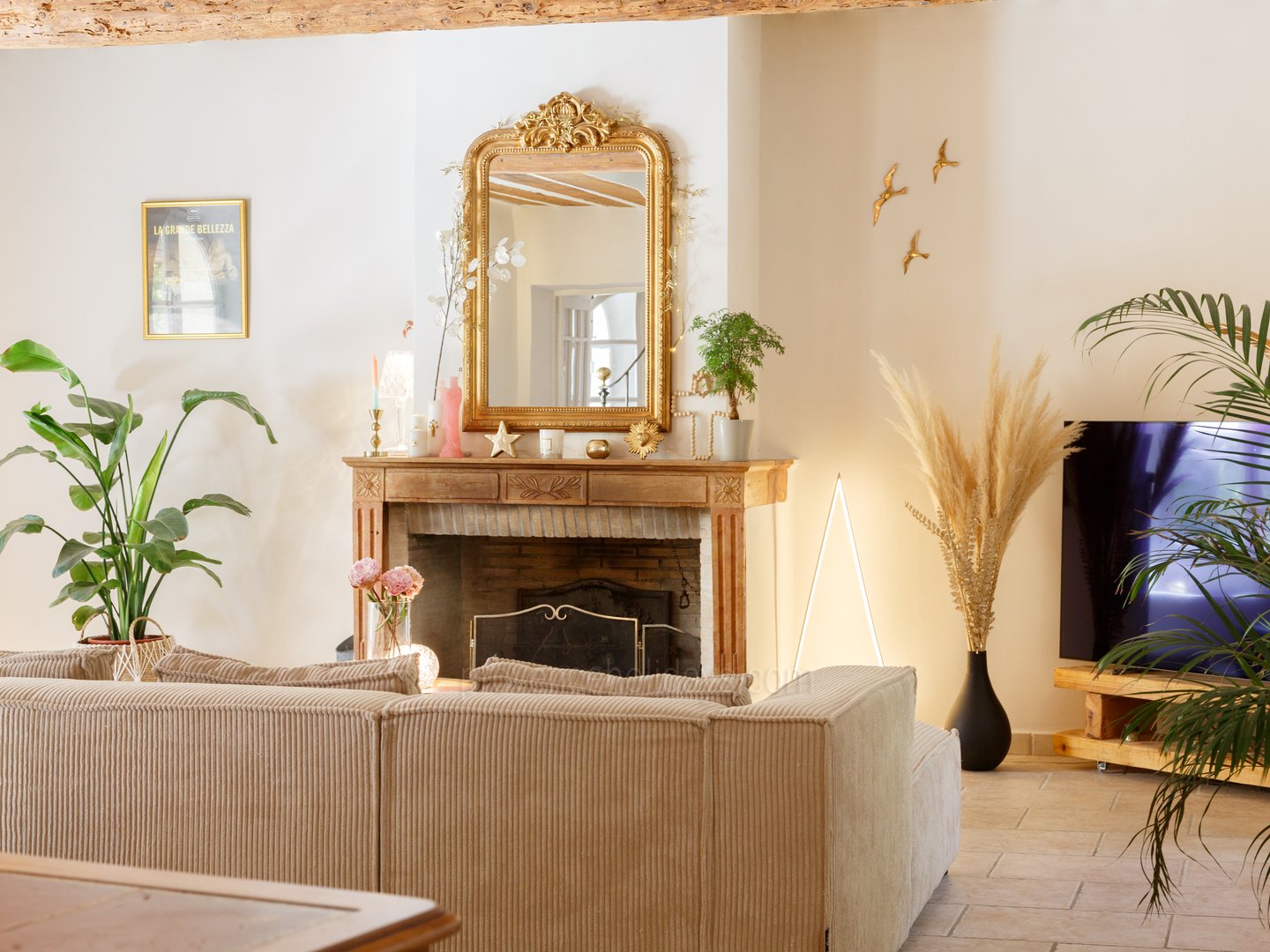 32 - Le Mas Chopin: Villa: Interior