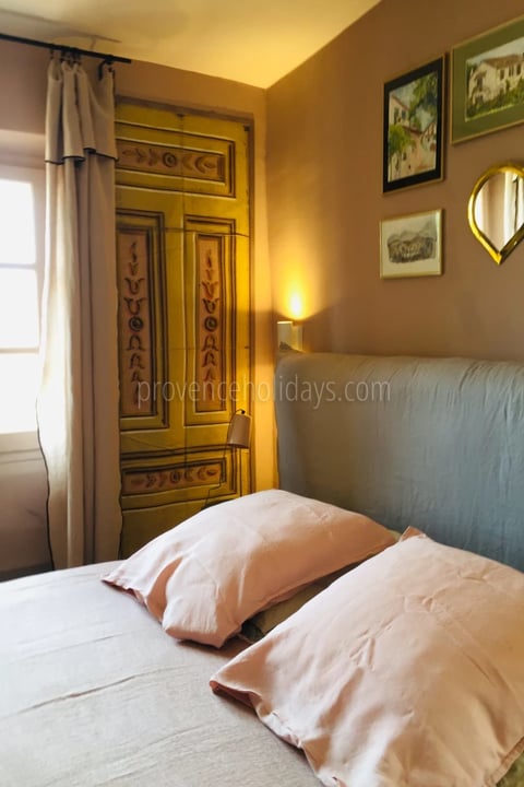 37 - La Bastide Ensoleillée: Villa: Bedroom
