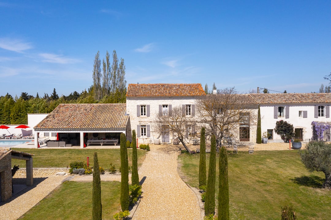 10 - Mas des Vignes: Villa: Exterior