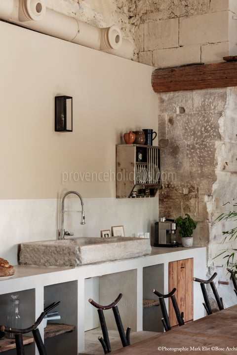 20 - La Bastide du Millénaire: Villa: Interior
