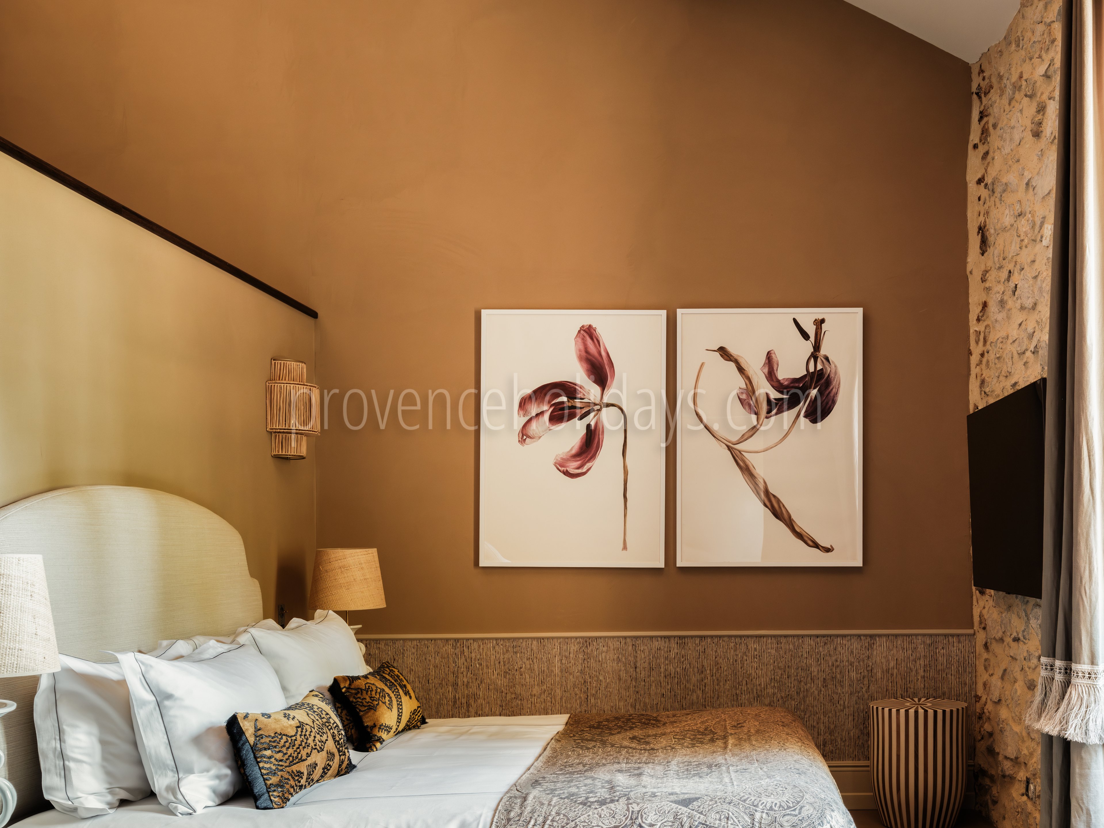 5 - Mas Simone: Villa: Bedroom