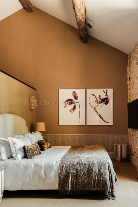 5 - Mas Simone: Villa: Bedroom