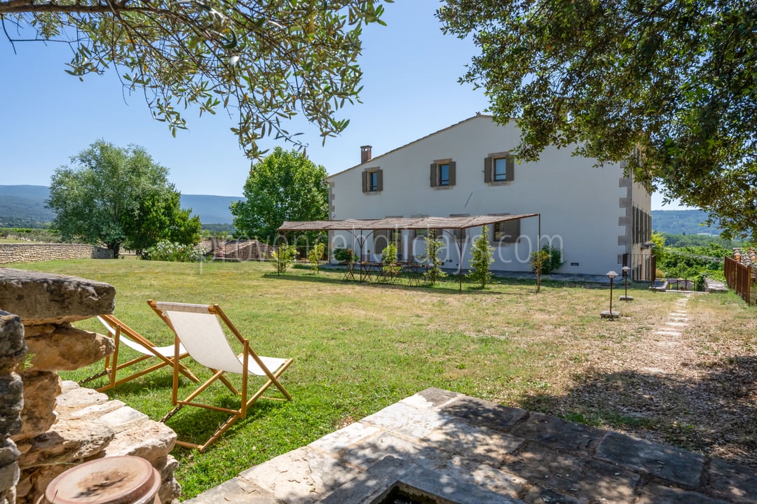 92 - La Bastide des Sources: Villa: Exterior