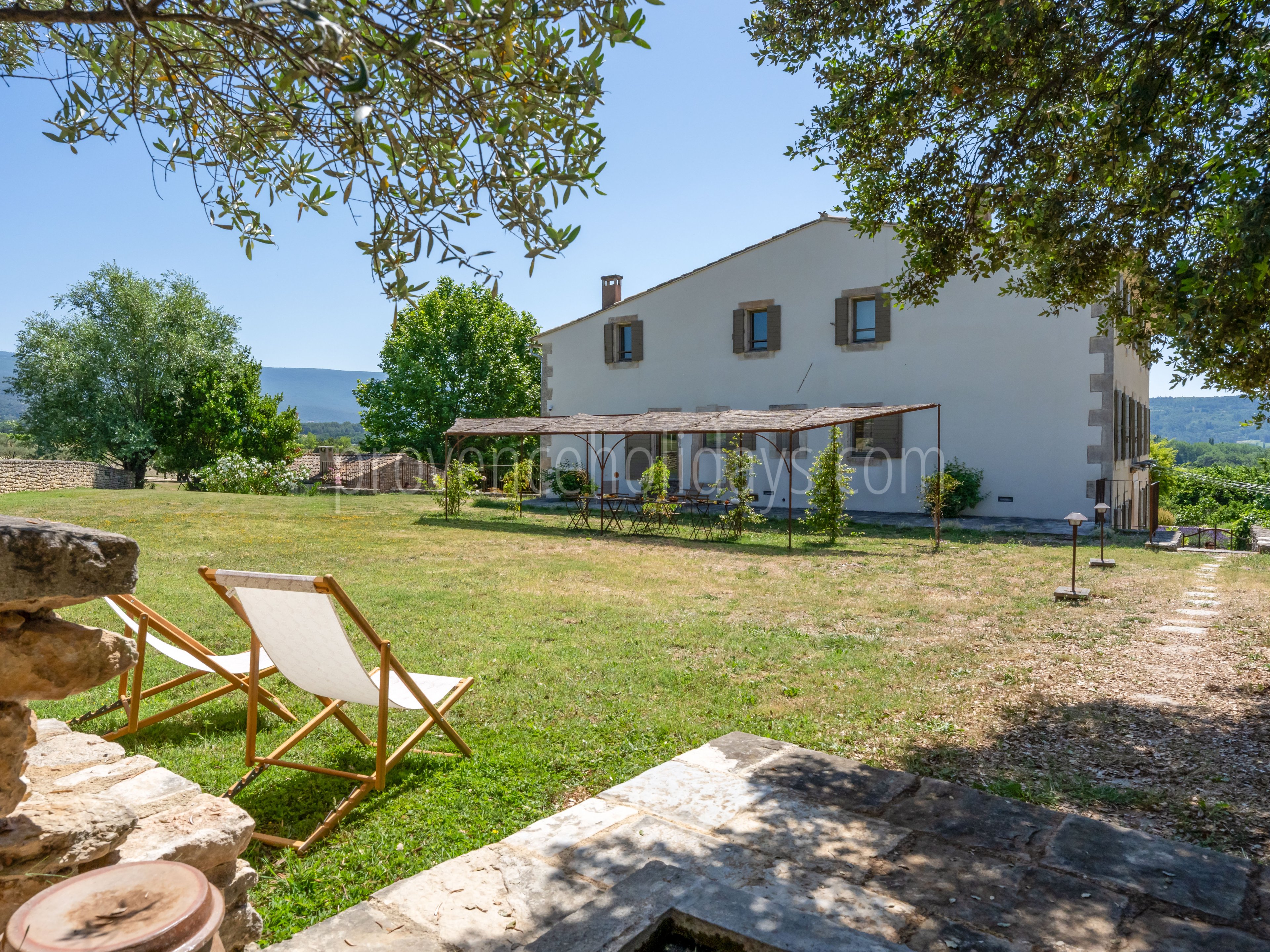 92 - La Bastide des Sources: Villa: Exterior