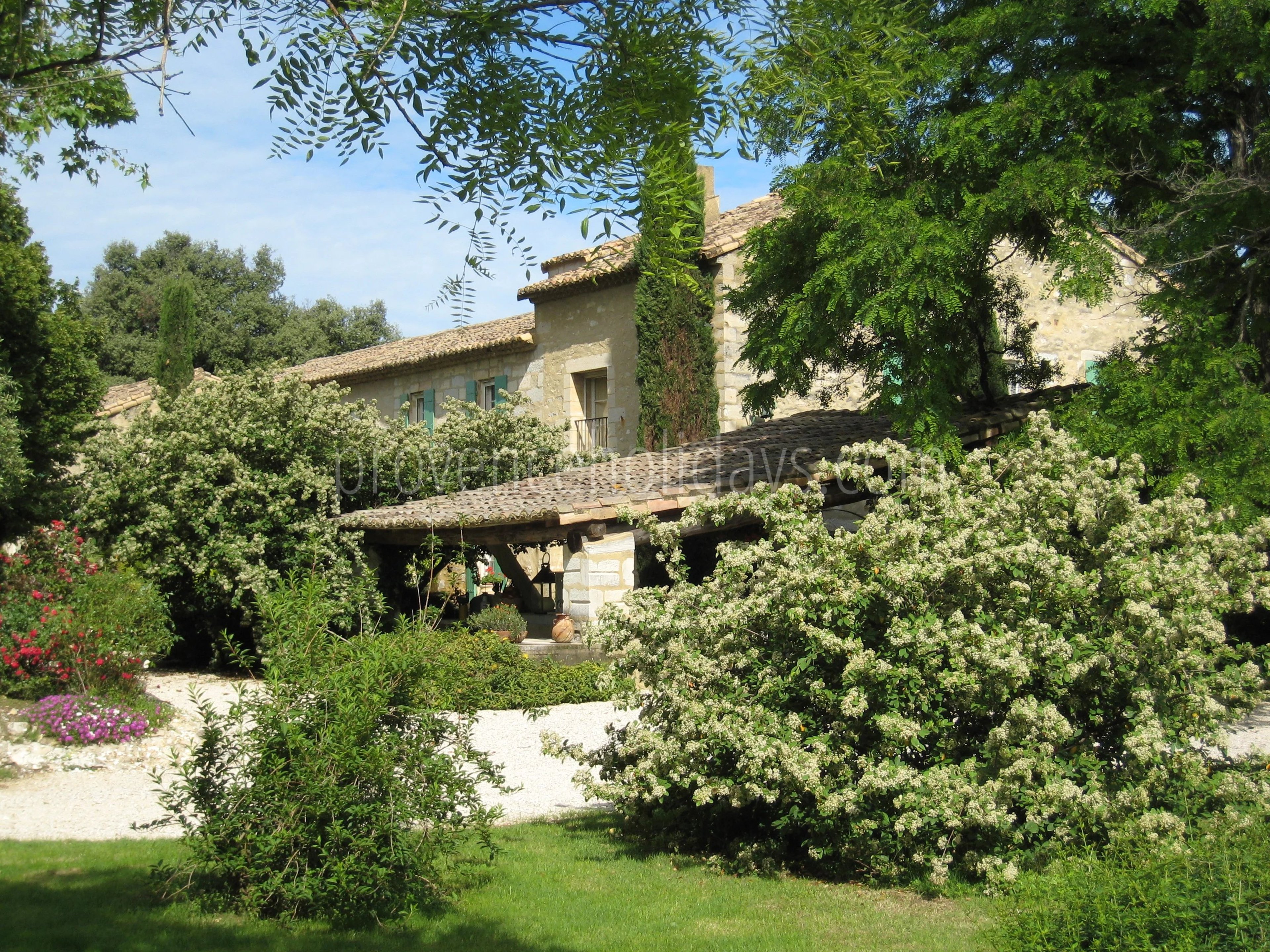 6 - Historisch landgoed in Barbentane: Villa: Exterior