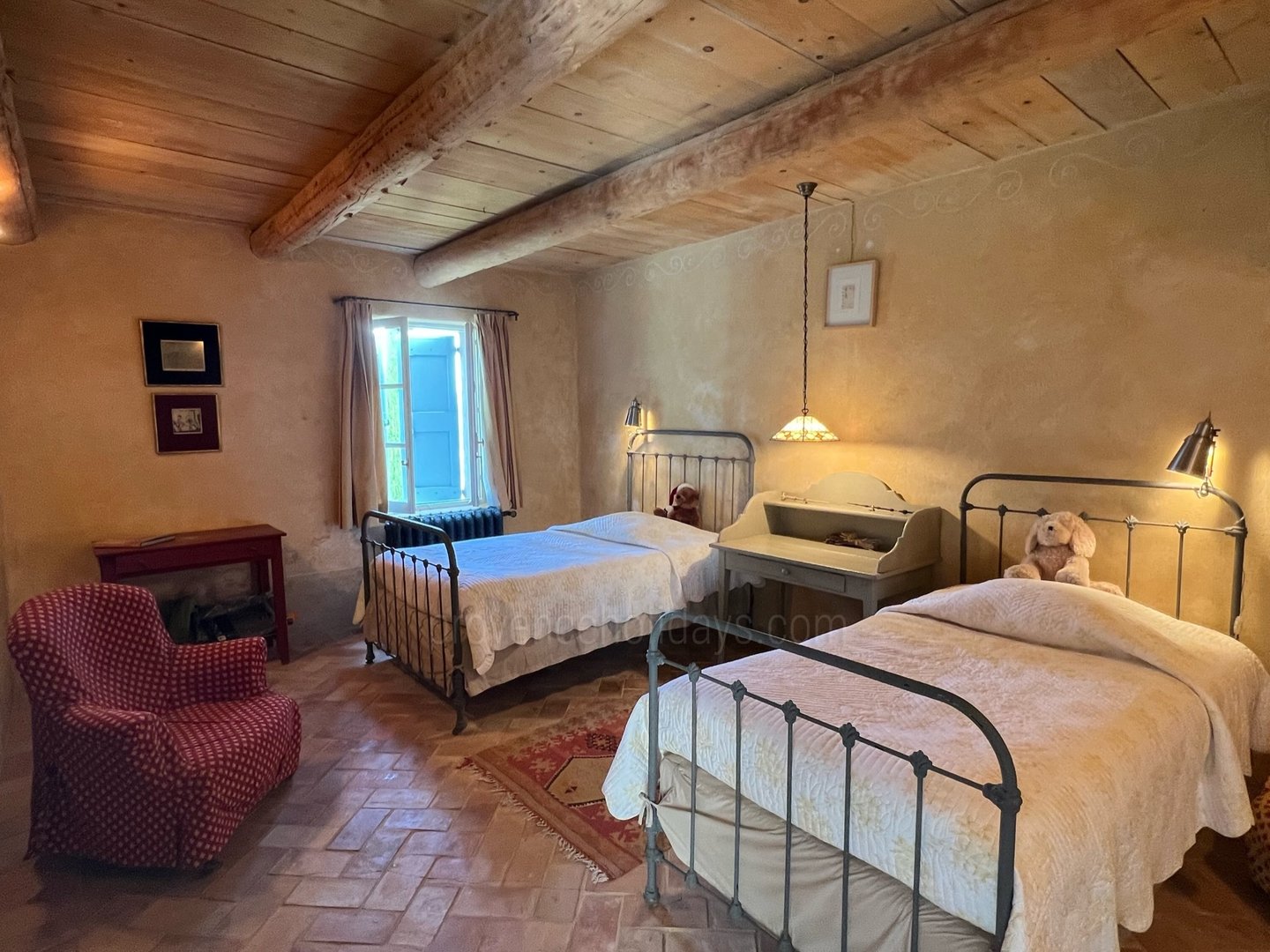 45 - Mas Pasquette: Villa: Interior