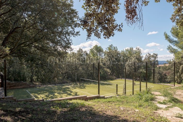 Luxurious Provençal Estate with Scenic Views in Gordes